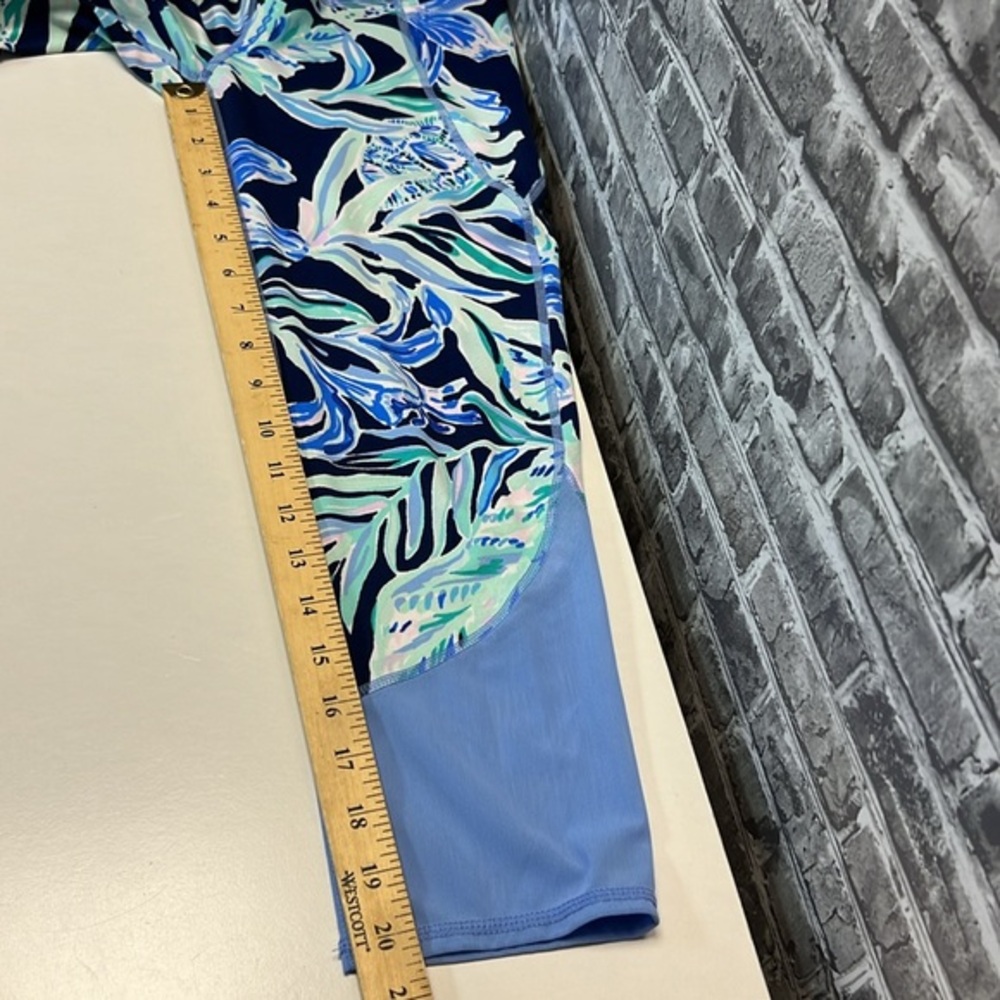 Lilly Pulitzer - Picture 10 of 12